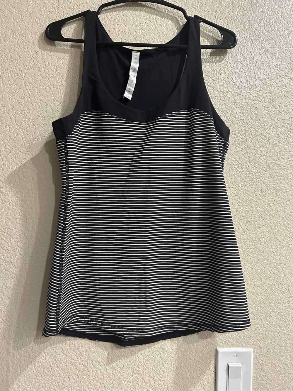 lululemon athletica Black & White Striped Racerback Tank size 10